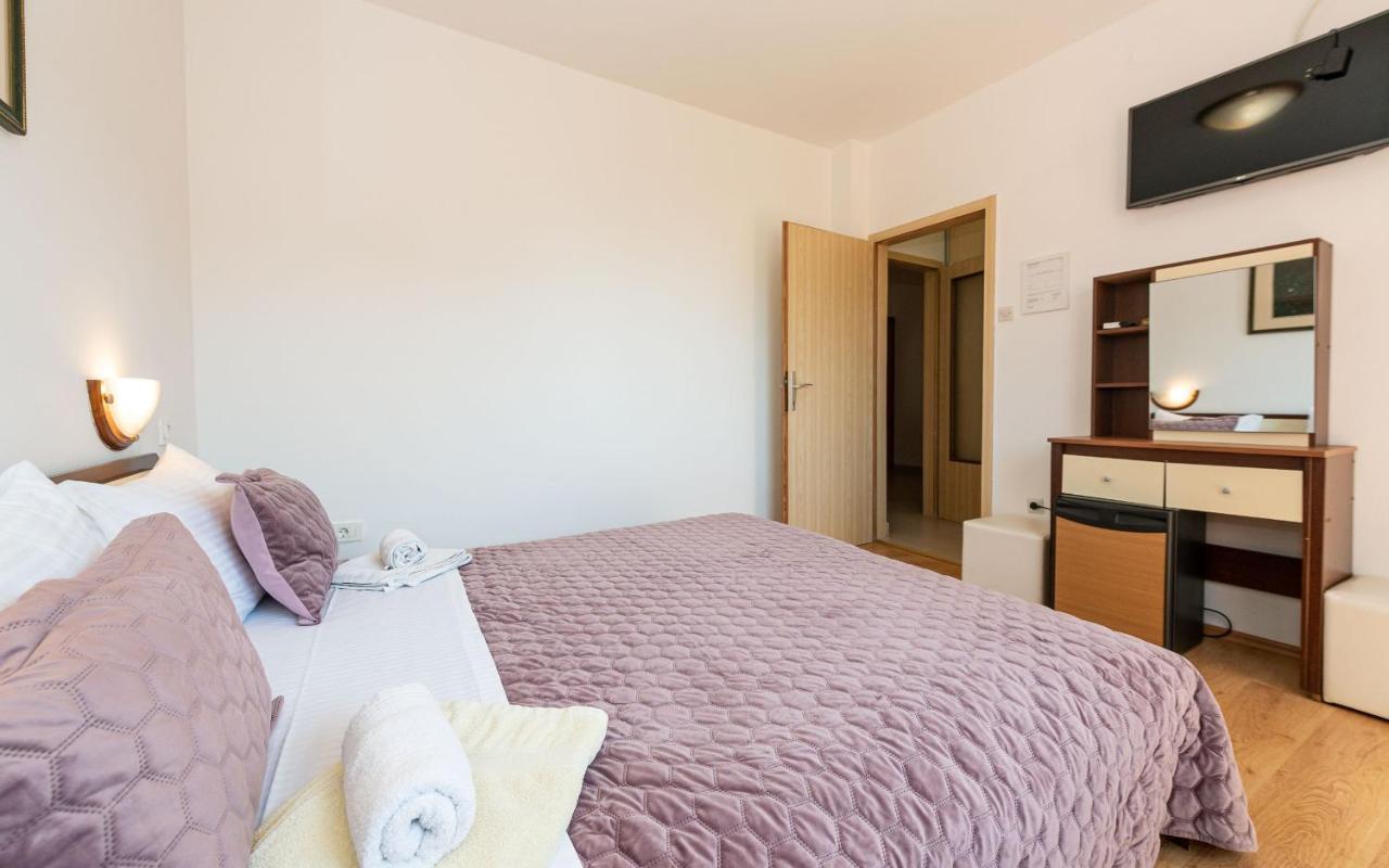 House Mitic Apartment Rovinj Ngoại thất bức ảnh