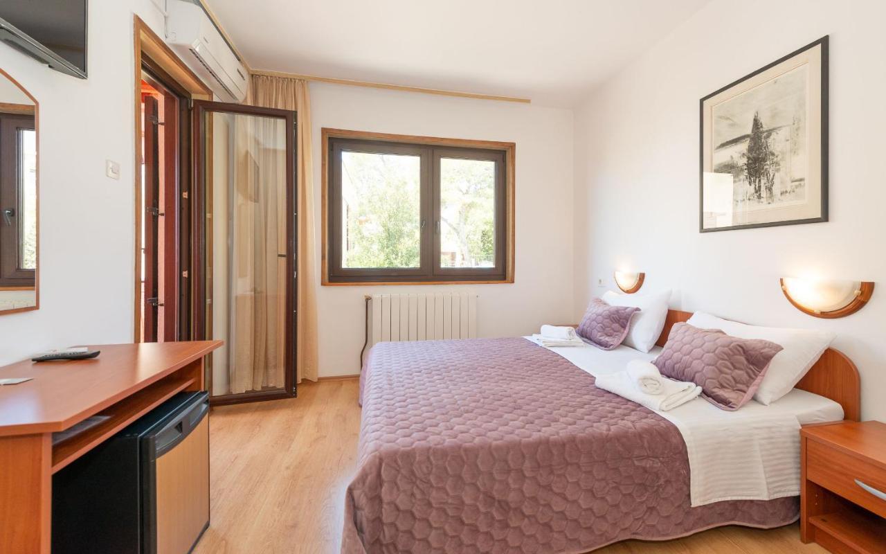 House Mitic Apartment Rovinj Ngoại thất bức ảnh