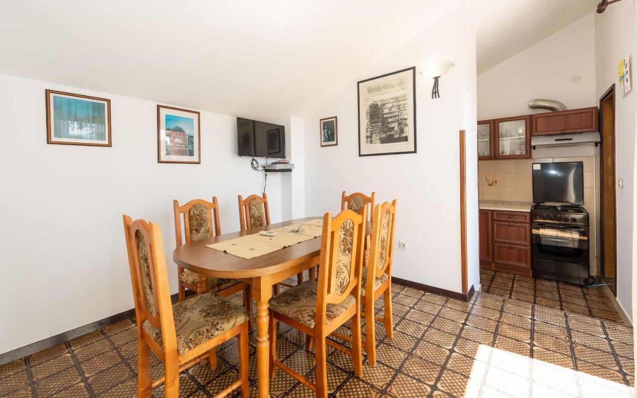 House Mitic Apartment Rovinj Ngoại thất bức ảnh