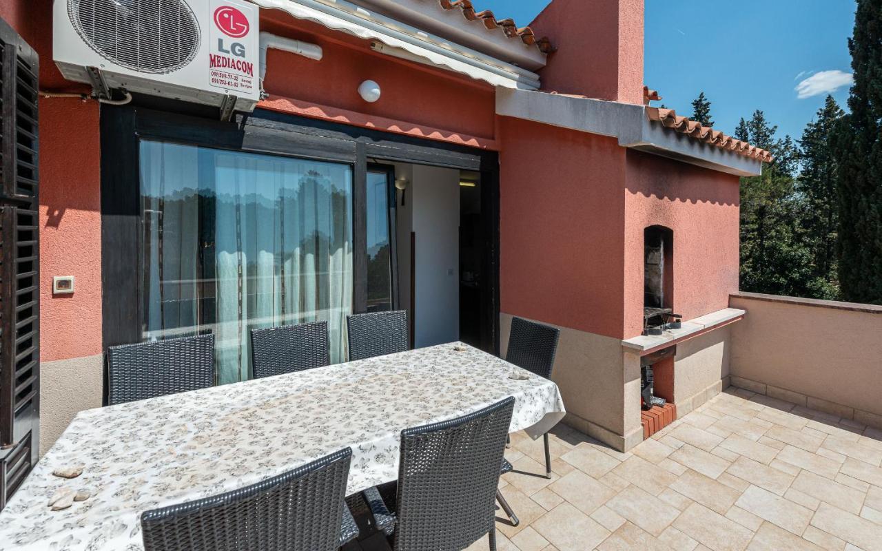House Mitic Apartment Rovinj Ngoại thất bức ảnh